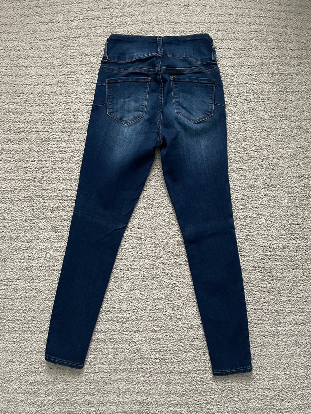 Jeans - Picture 6 of 6